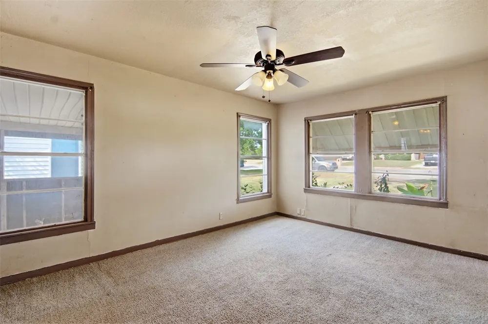 1203 Hanover Street Weatherford, TX 76086