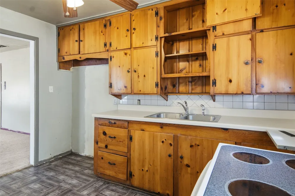 1203 Hanover Street Weatherford, TX 76086