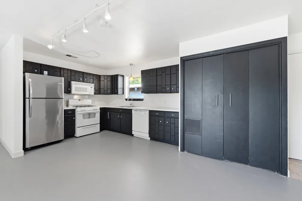 2712 Saint Edwards Circle #A Austin, TX 78704