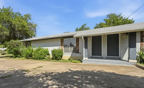2712 Saint Edwards Circle #A