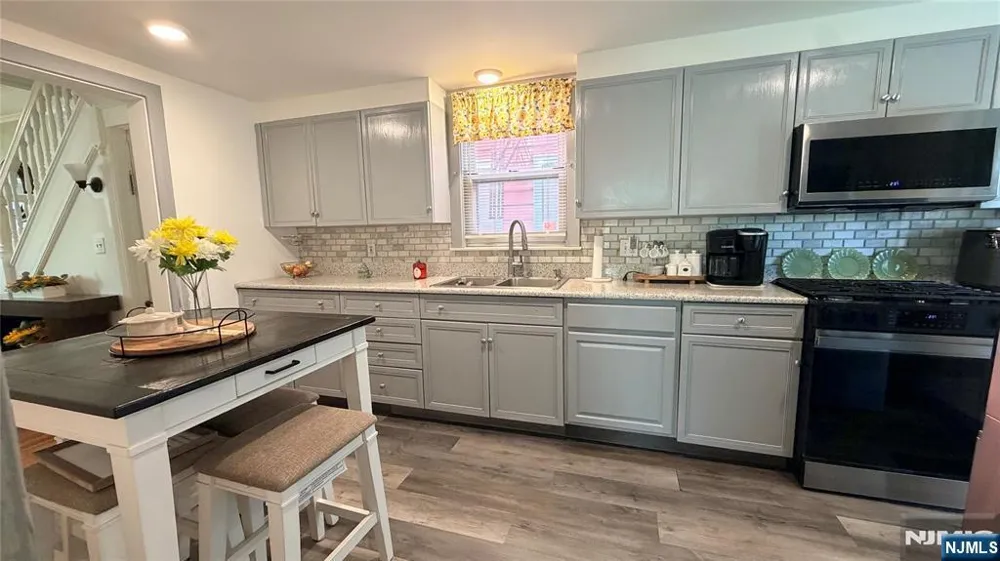 14 Dodd Terrace East Orange, NJ 07017