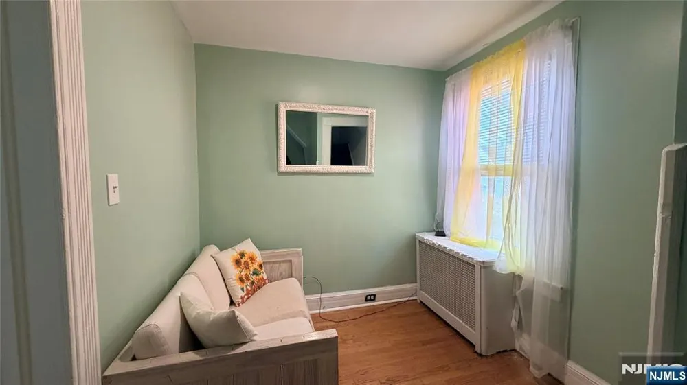 14 Dodd Terrace East Orange, NJ 07017