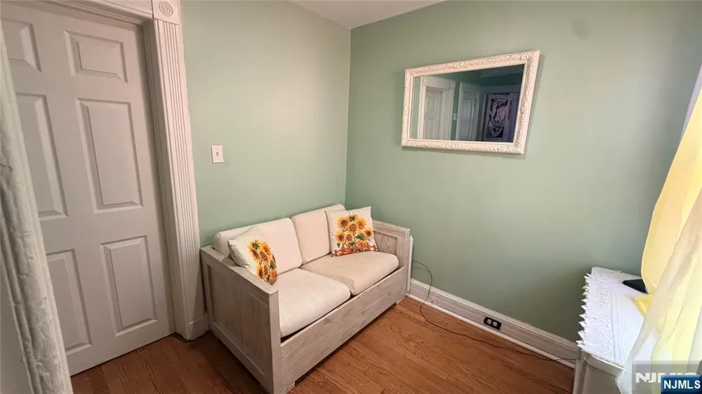 14 Dodd Terrace East Orange, NJ 07017