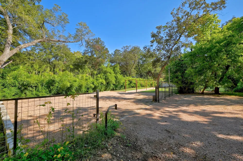 2607 River Hills Road #G Austin, TX 78733