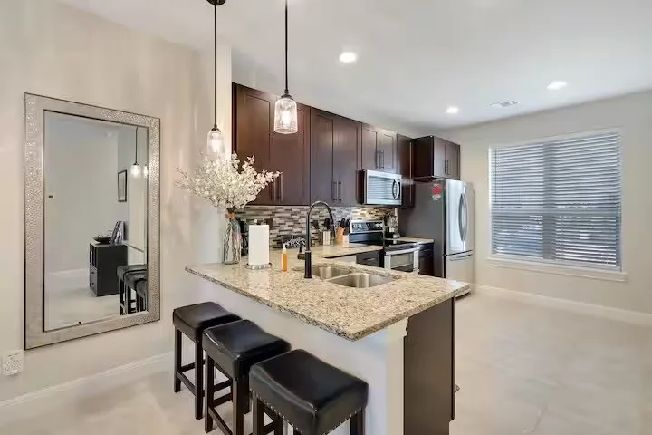 585 Demarett Drive Point Venture, TX 78645