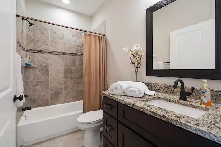 585 Demarett Drive Point Venture, TX 78645