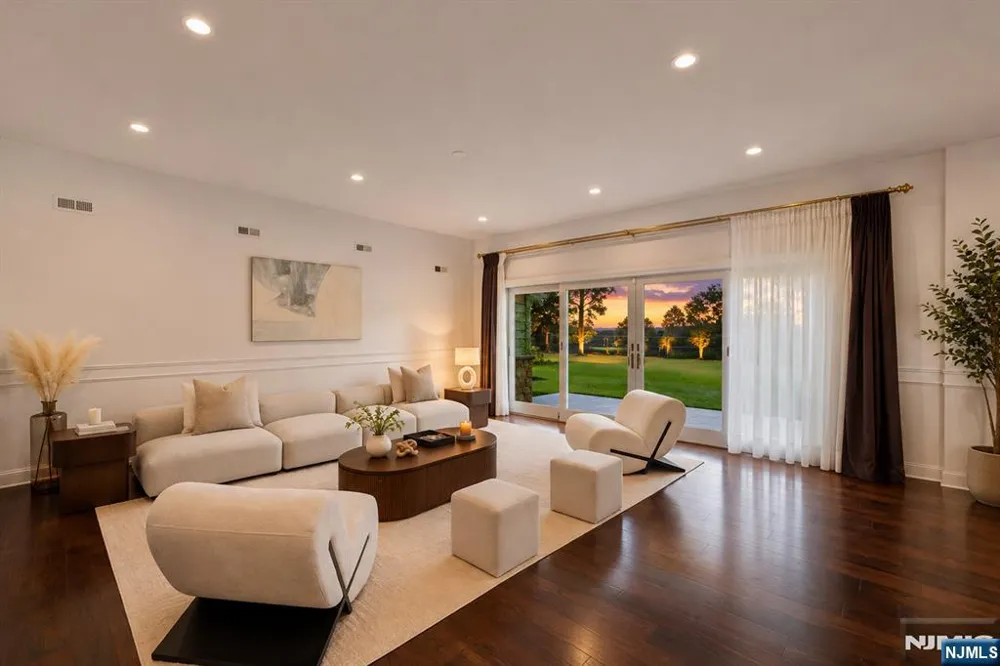 108 Briarwood Avenue Norwood, NJ 07648