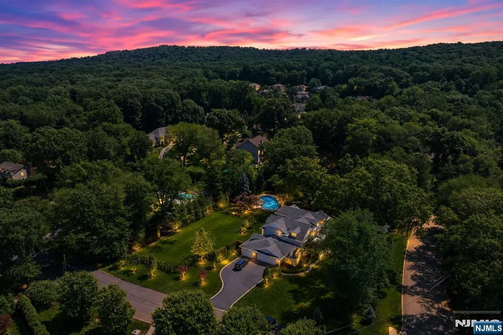 108 Briarwood Avenue Norwood, NJ 07648