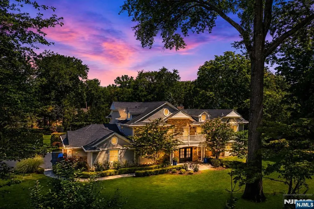 108 Briarwood Avenue Norwood, NJ 07648
