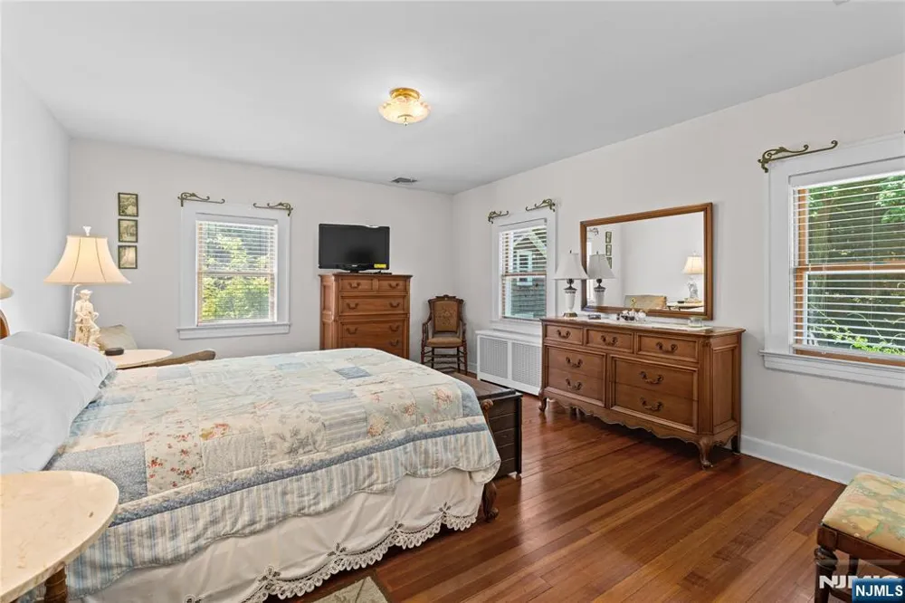 243 W Saddle River Road Upper Saddle River, NJ 07458
