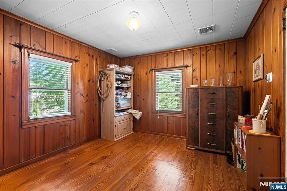 243 W Saddle River Road Upper Saddle River, NJ 07458