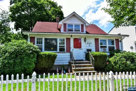 224 Romain Avenue