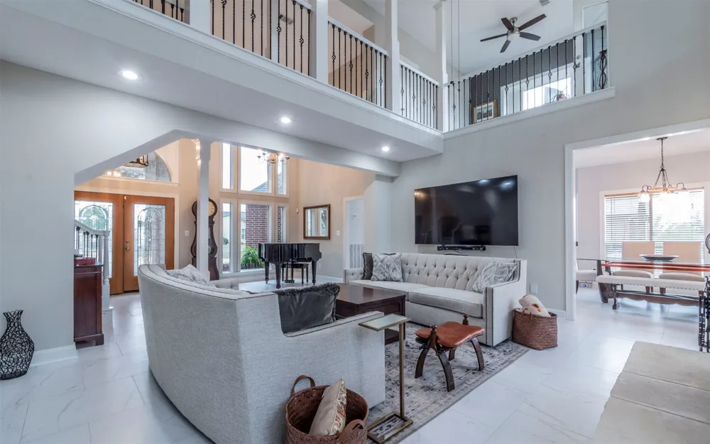 333 Wesley Ridge Spicewood, TX 78669