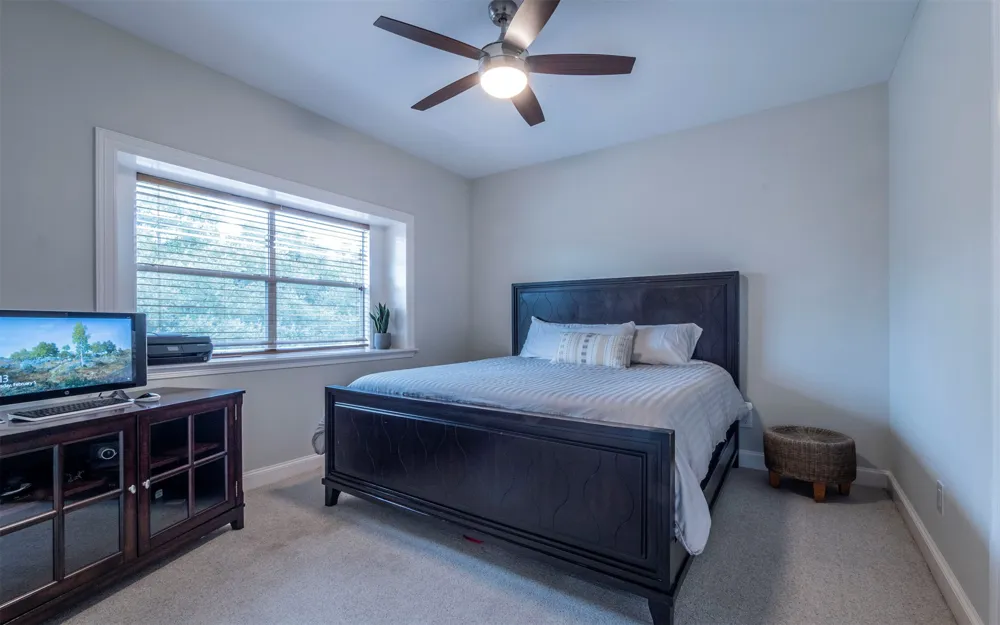 333 Wesley Ridge Spicewood, TX 78669
