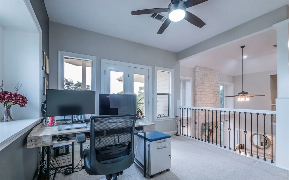 333 Wesley Ridge Spicewood, TX 78669