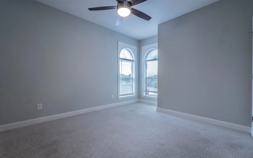 333 Wesley Ridge Spicewood, TX 78669