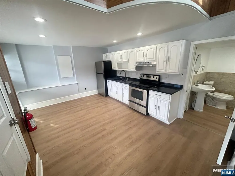 38 River Styx Hopatcong, NJ 07843