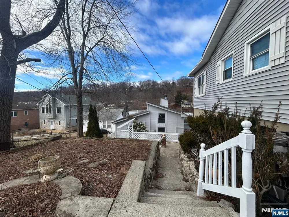 38 River Styx Hopatcong, NJ 07843