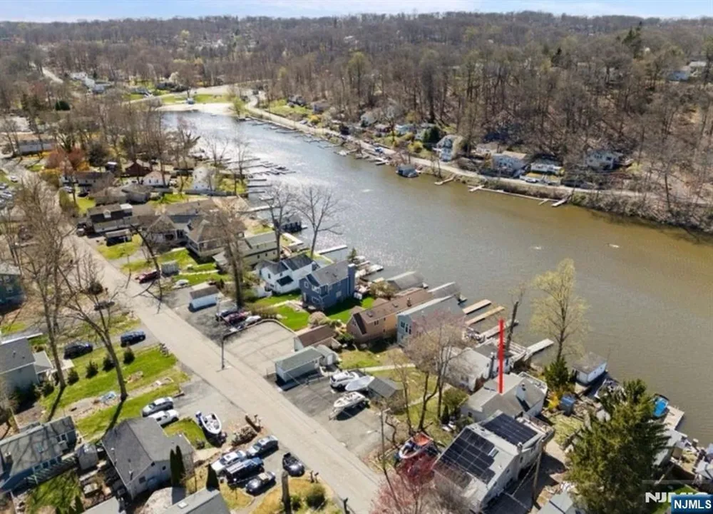 38 River Styx Hopatcong, NJ 07843