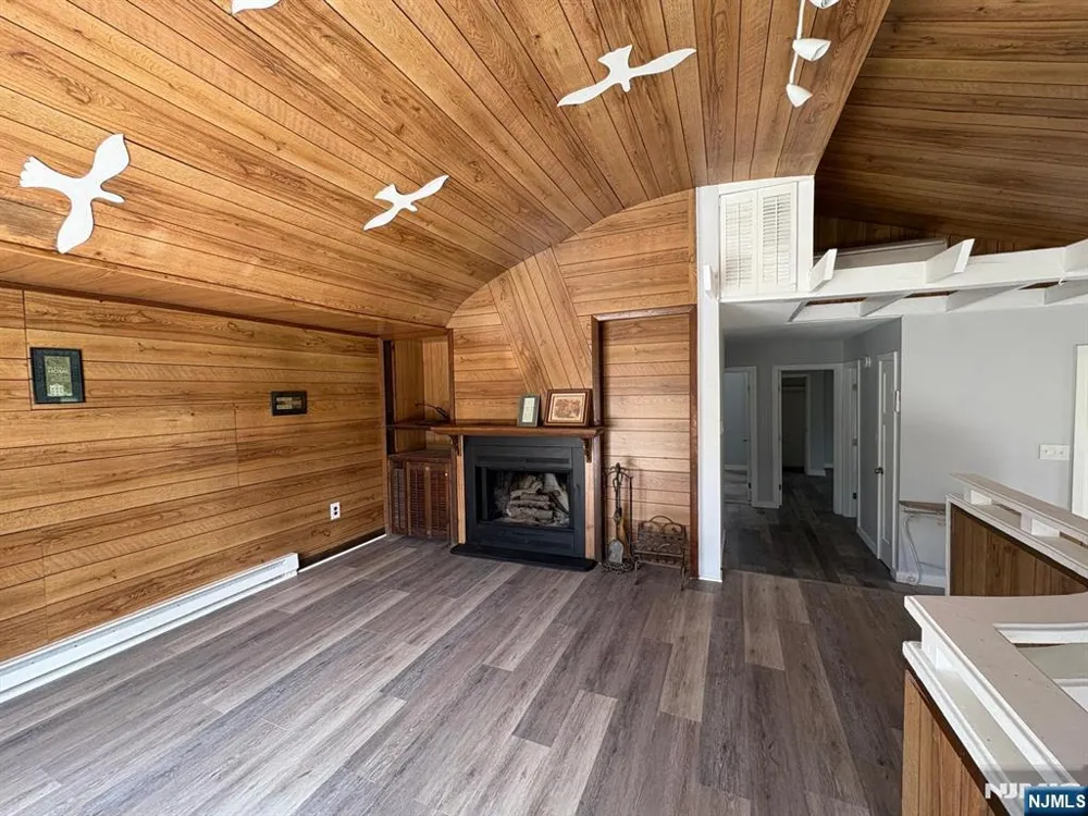 38 River Styx Hopatcong, NJ 07843