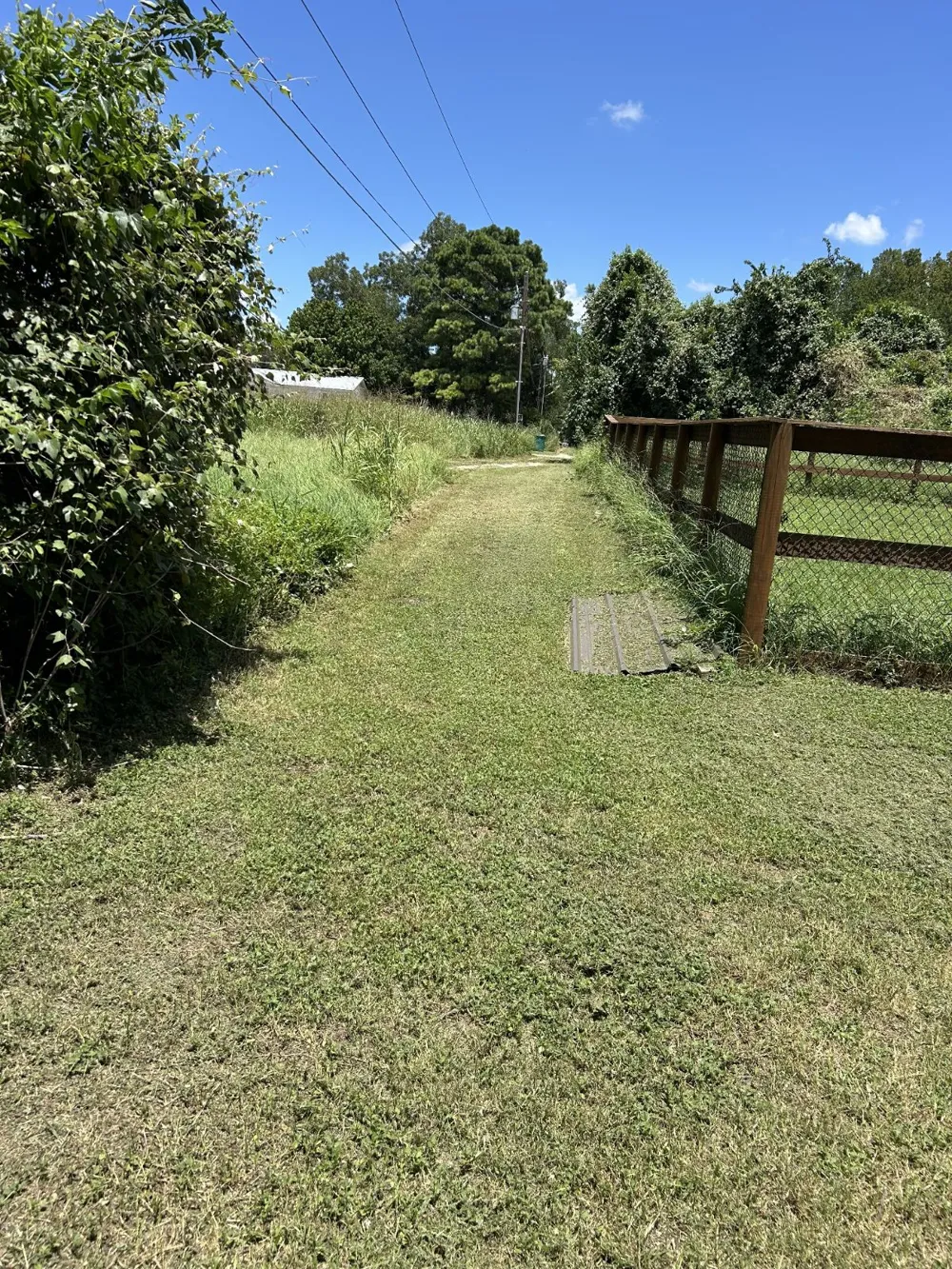 704 Hill Street Smithville, TX 78957
