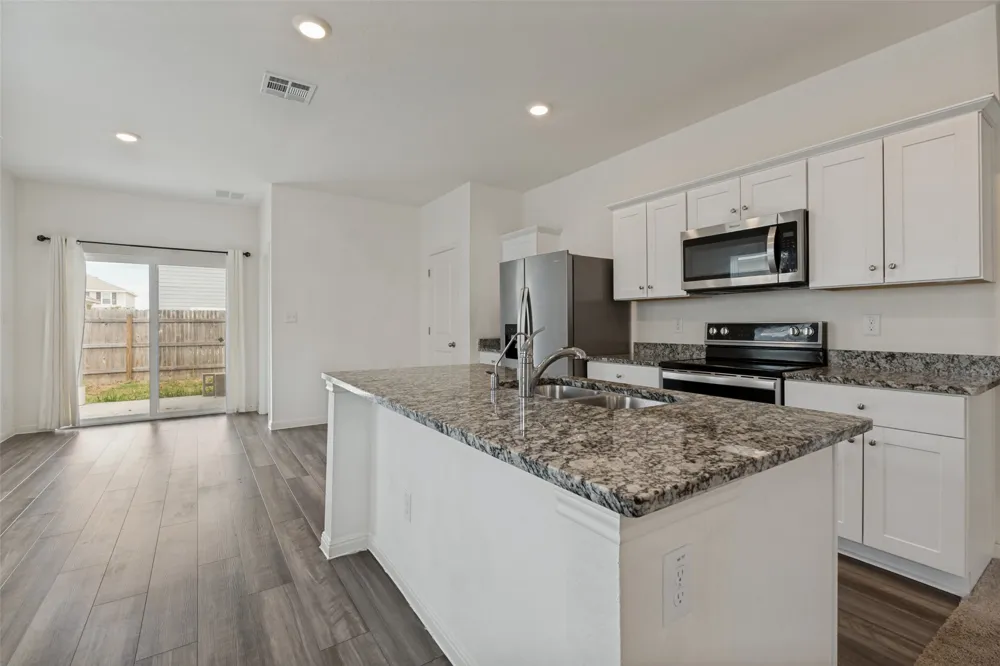124 Bracken Lane Maxwell, TX 78656