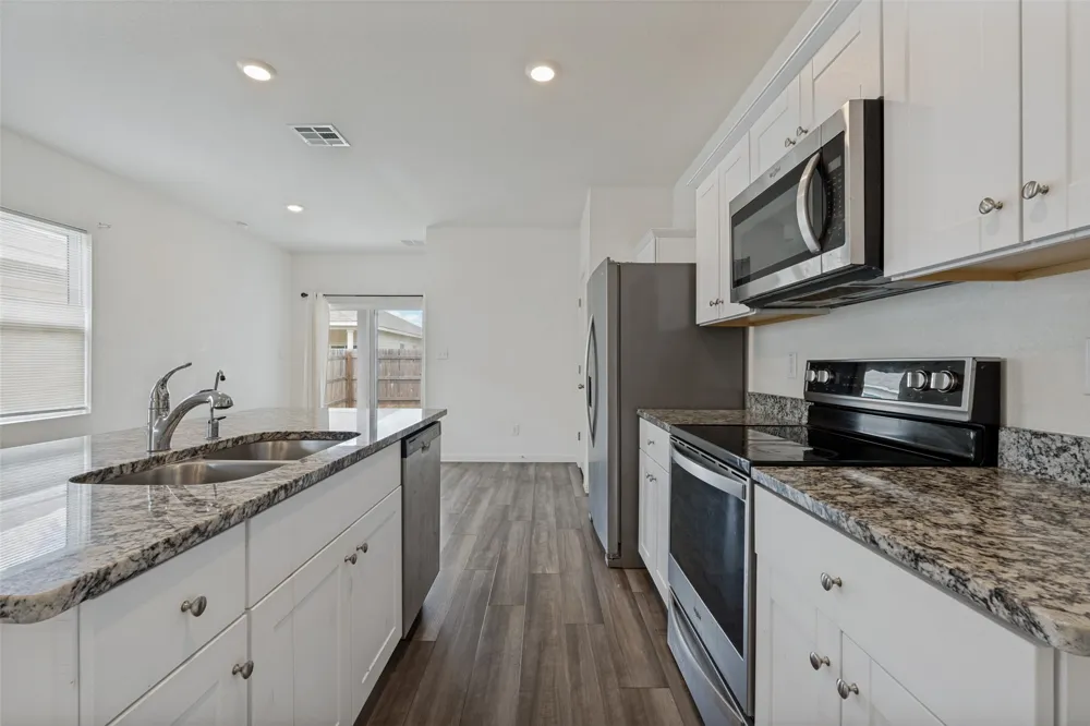 124 Bracken Lane Maxwell, TX 78656