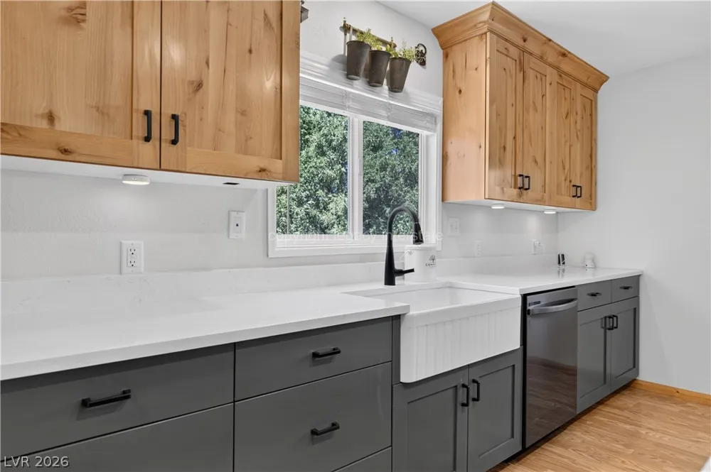 4655 Kosherm Way Alton, UT 84710
