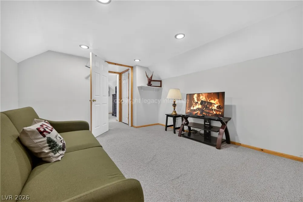 4655 Kosherm Way Alton, UT 84710