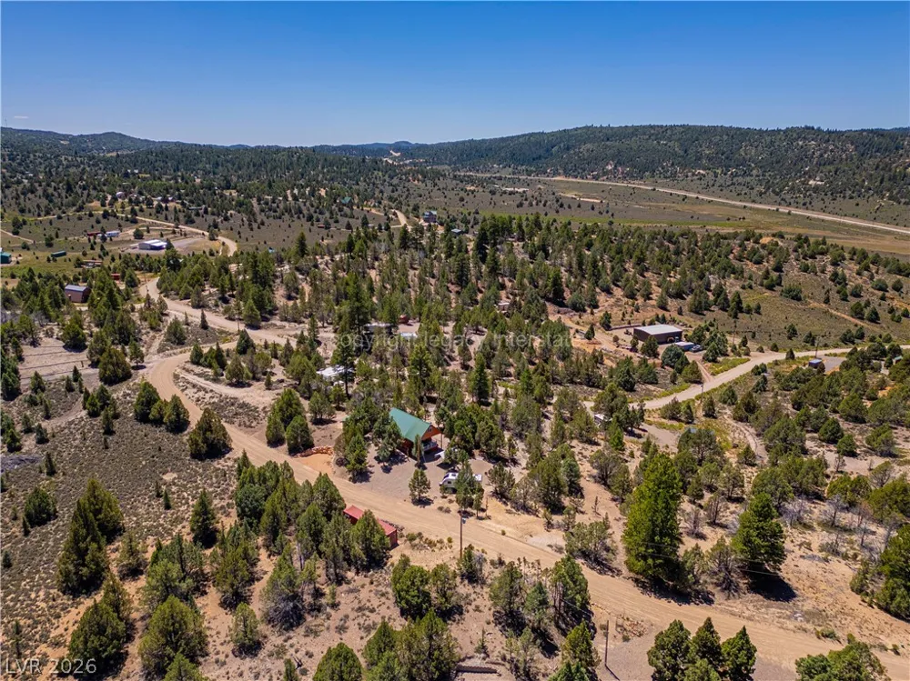 4655 Kosherm Way Alton, UT 84710
