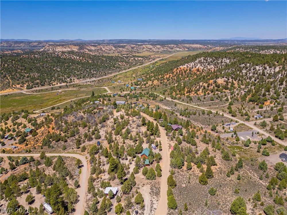 4655 Kosherm Way Alton, UT 84710