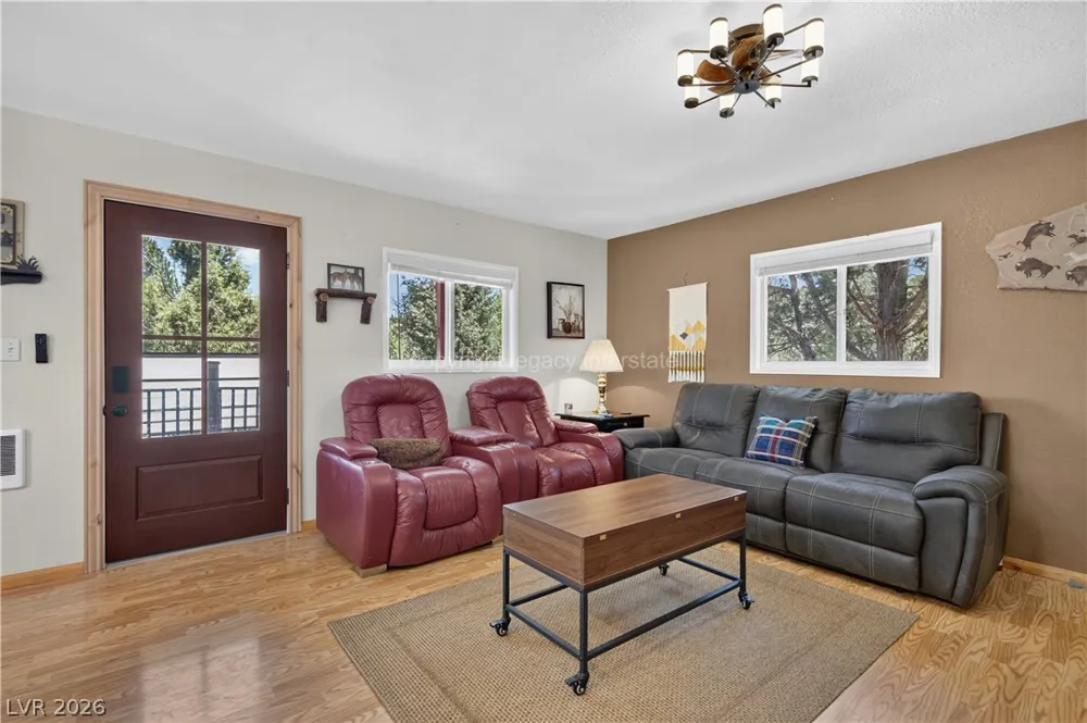 4655 Kosherm Way Alton, UT 84710