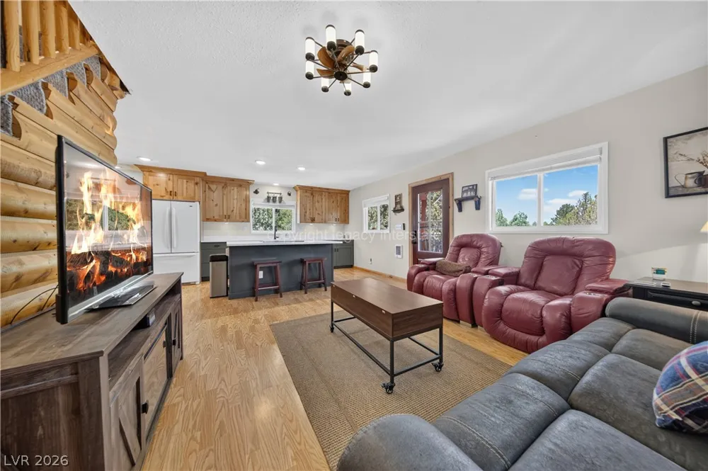 4655 Kosherm Way Alton, UT 84710