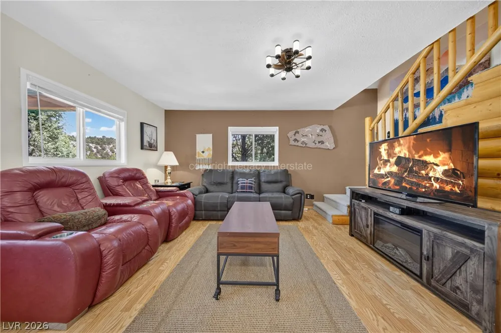 4655 Kosherm Way Alton, UT 84710