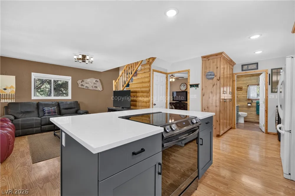 4655 Kosherm Way Alton, UT 84710