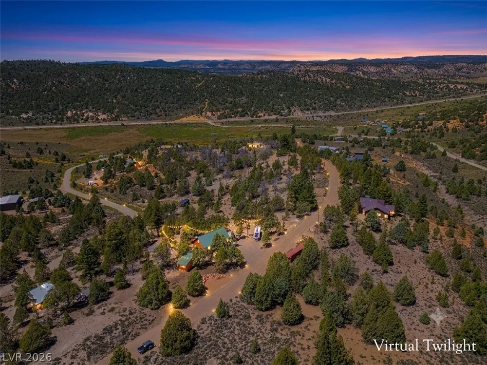 4655 Kosherm Way Alton, UT 84710