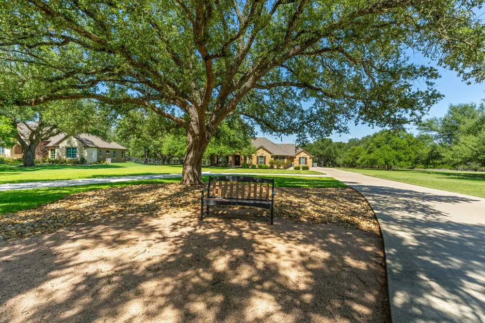 3041 Rolling Meadow Drive Salado, TX 76571