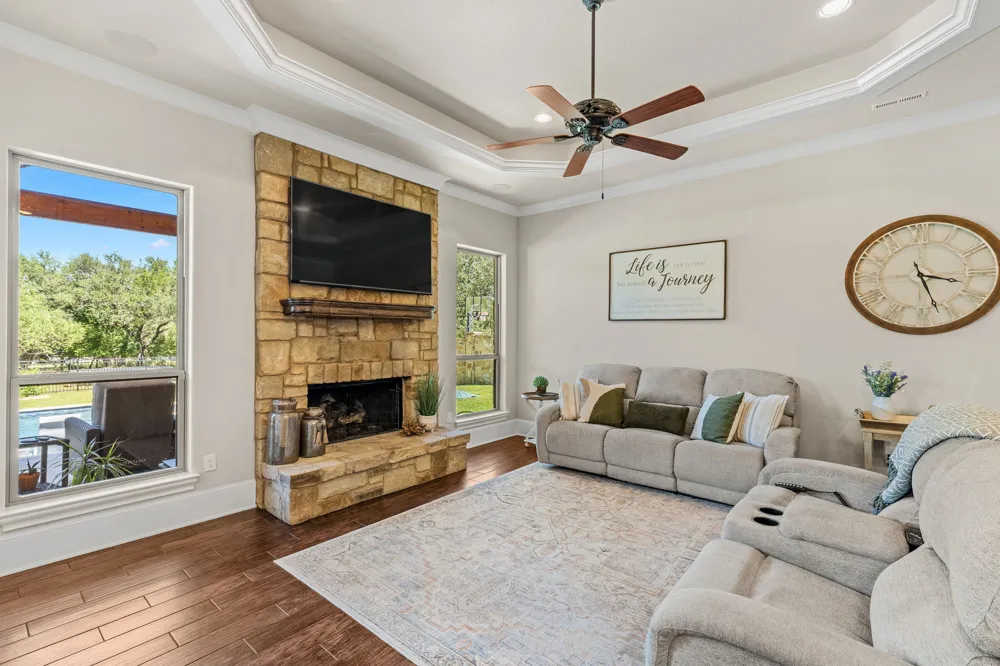 3041 Rolling Meadow Drive Salado, TX 76571