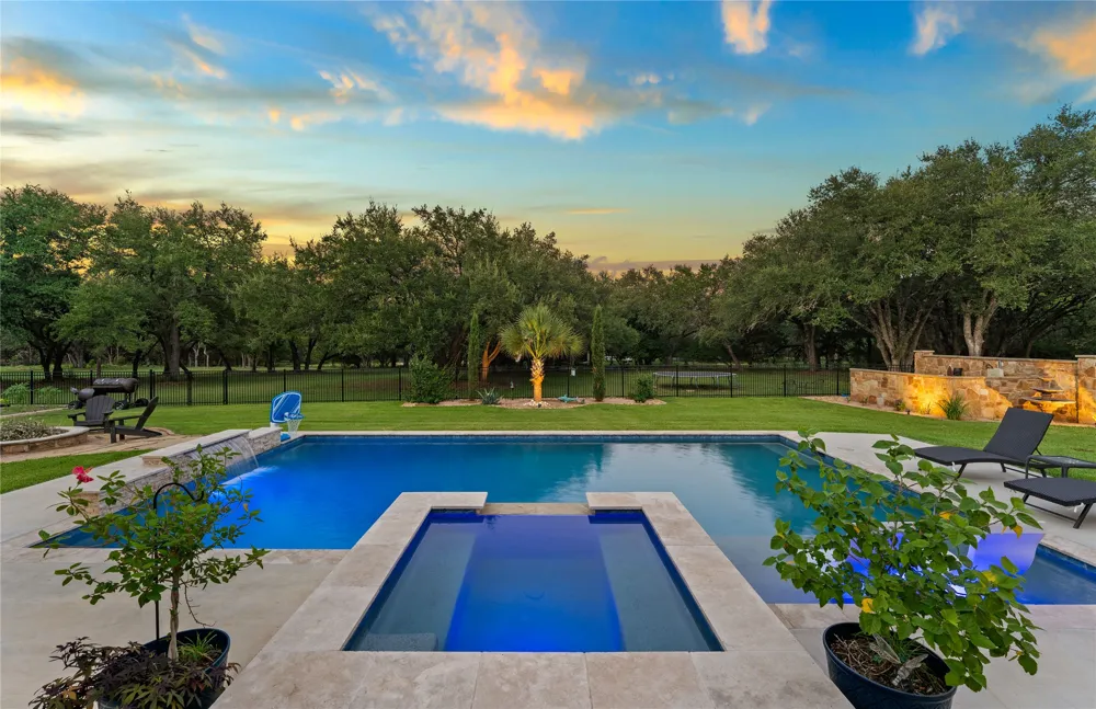 3041 Rolling Meadow Drive Salado, TX 76571