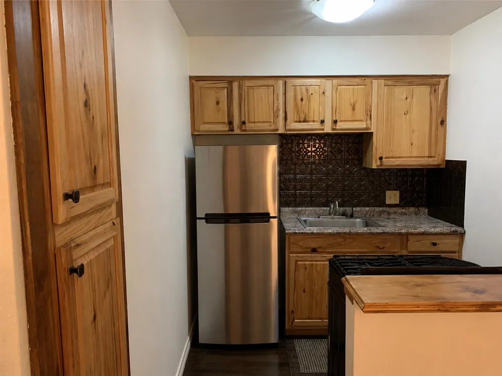1111 W 10th Street #107 Austin, TX 78703