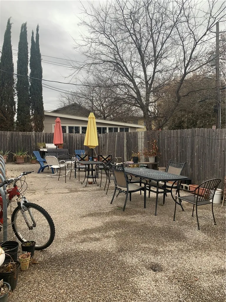 1111 W 10th Street #107 Austin, TX 78703