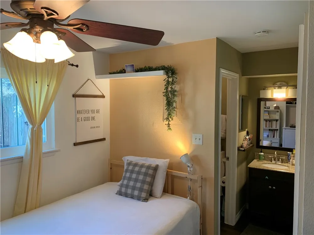1111 W 10th Street #107 Austin, TX 78703