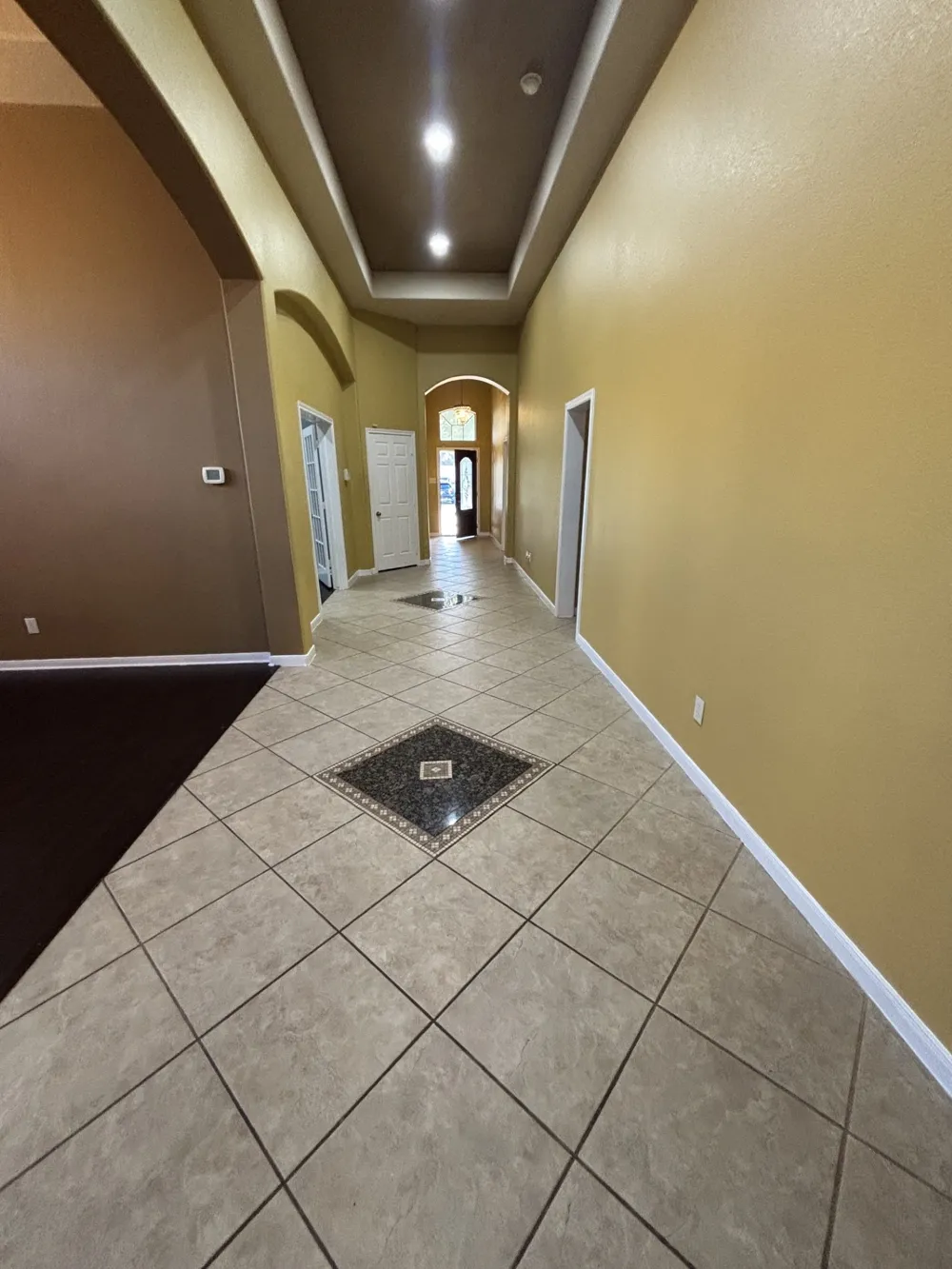 404 E Nakoma Drive Hutto, TX 78634