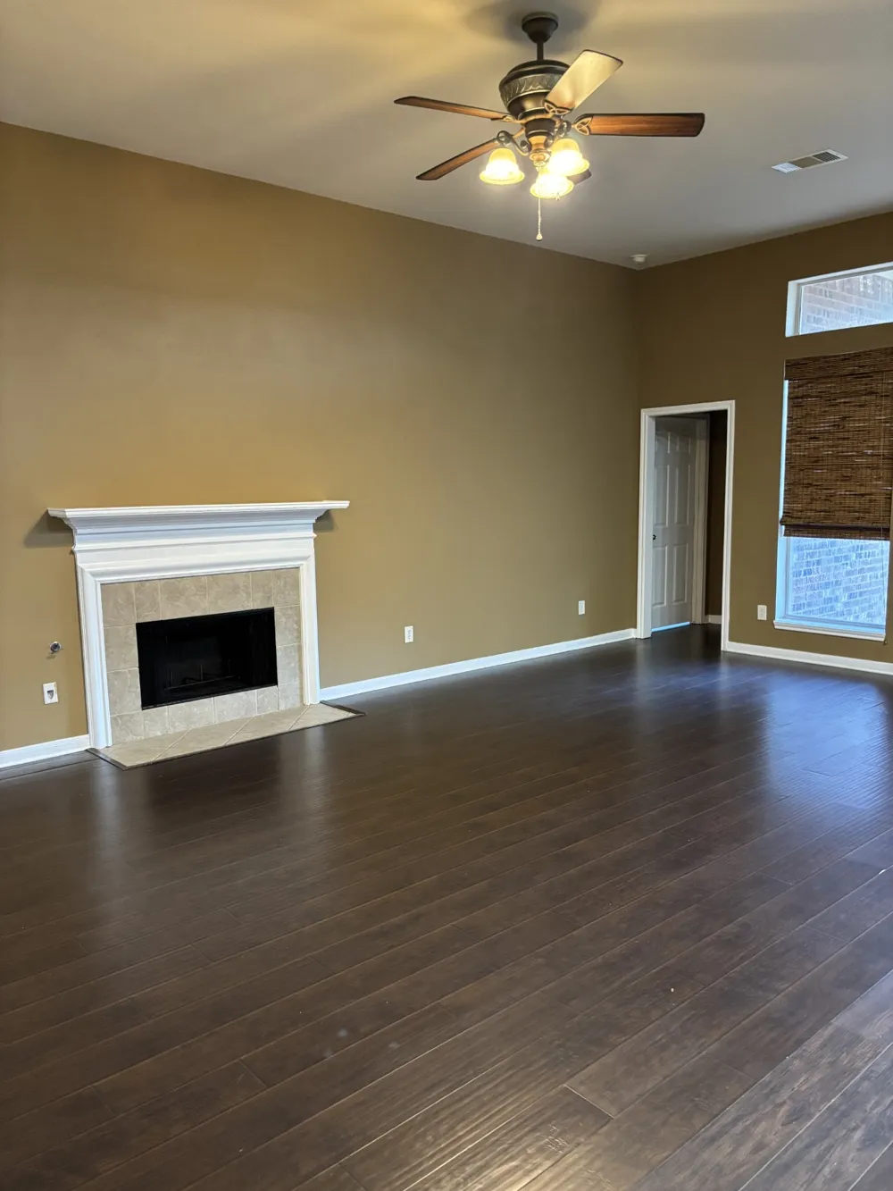 404 E Nakoma Drive Hutto, TX 78634