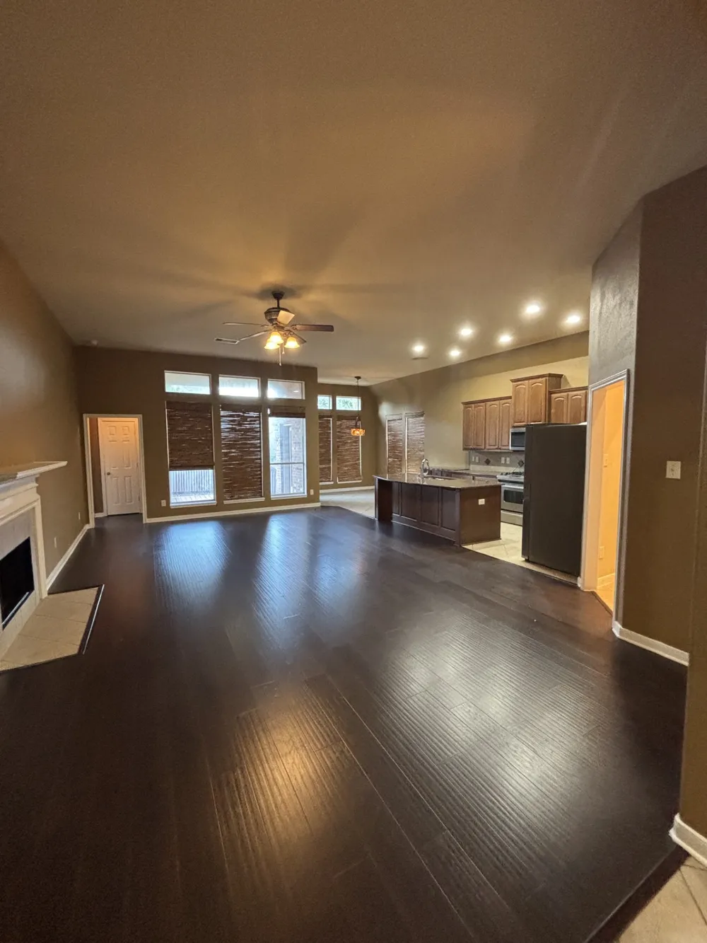 404 E Nakoma Drive Hutto, TX 78634