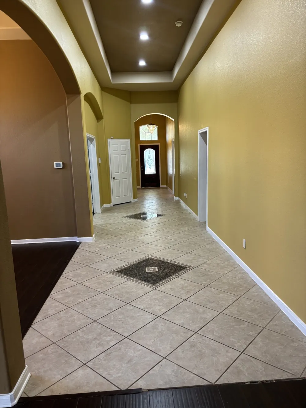 404 E Nakoma Drive Hutto, TX 78634