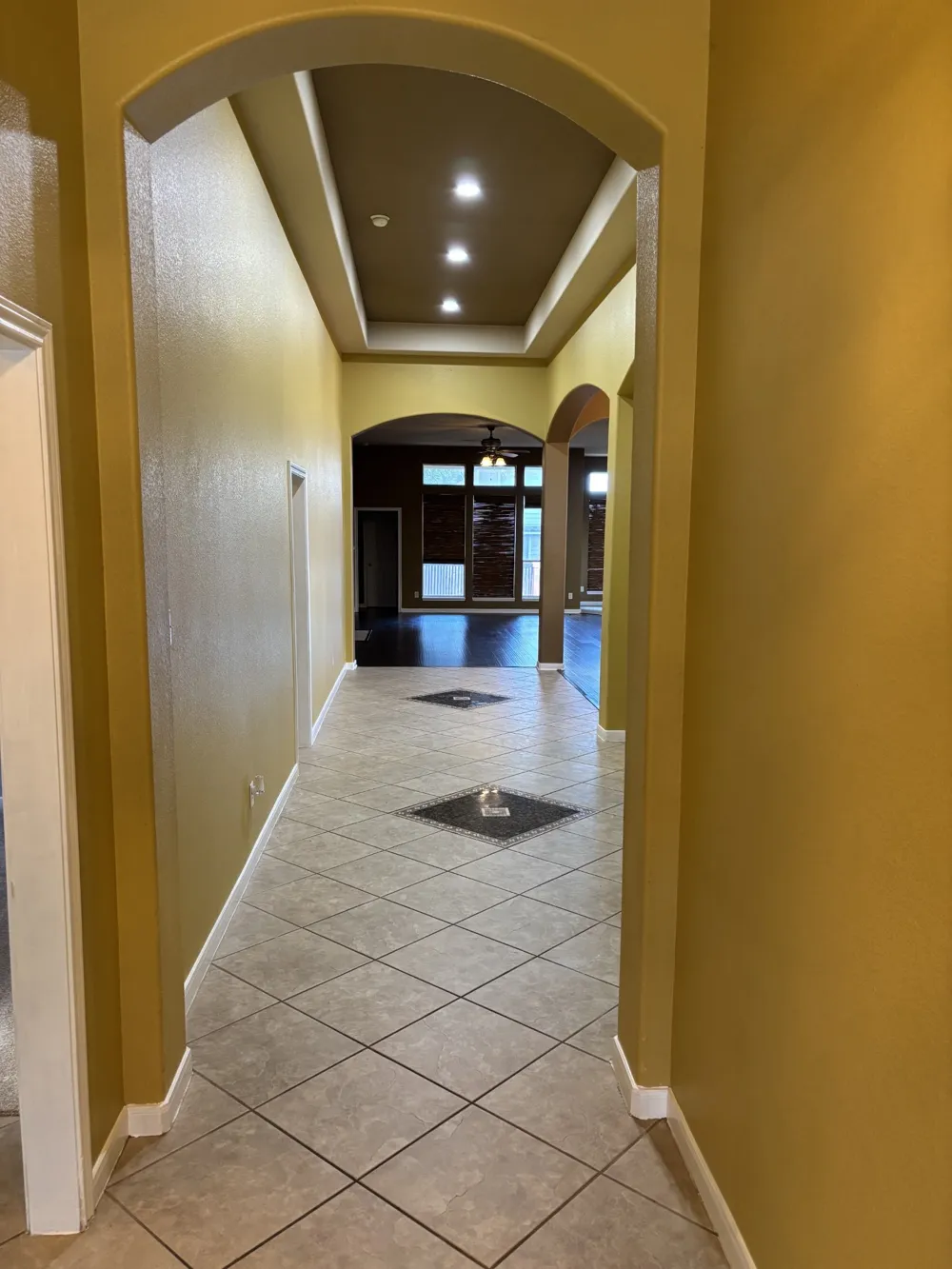 404 E Nakoma Drive Hutto, TX 78634
