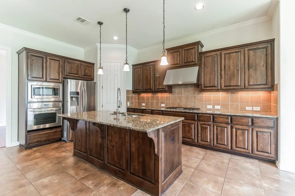 208 Angus Drive Cedar Park, TX 78613