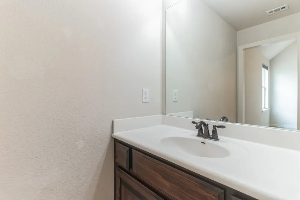 208 Angus Drive Cedar Park, TX 78613