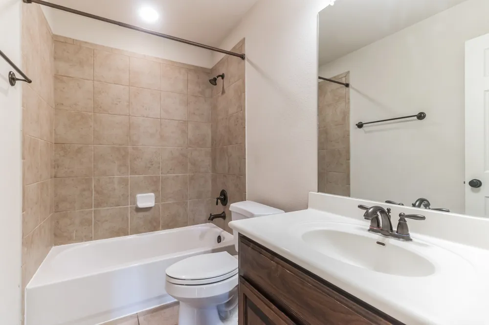 208 Angus Drive Cedar Park, TX 78613